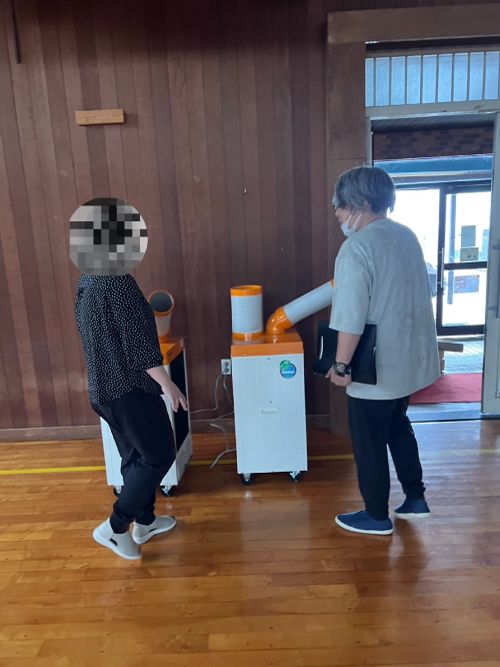 スポットクーラー学校の体育館で使用